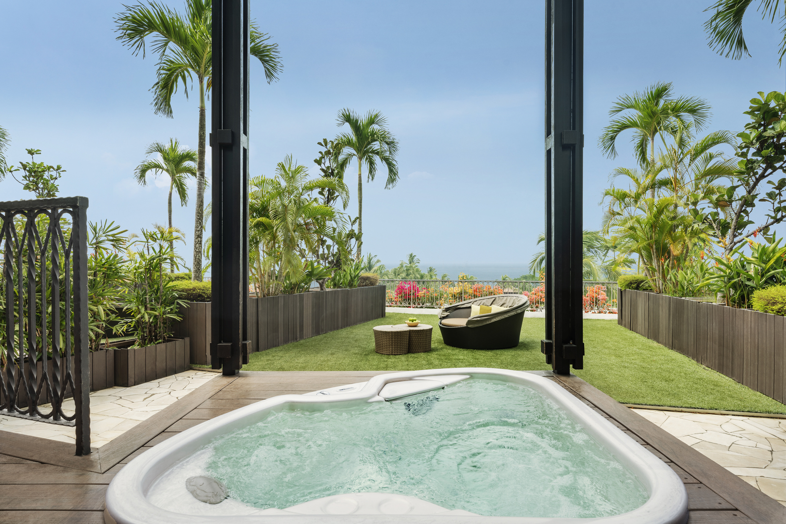 Private hot tub at Shangri-La Rasa Sentosa resort in Singapore