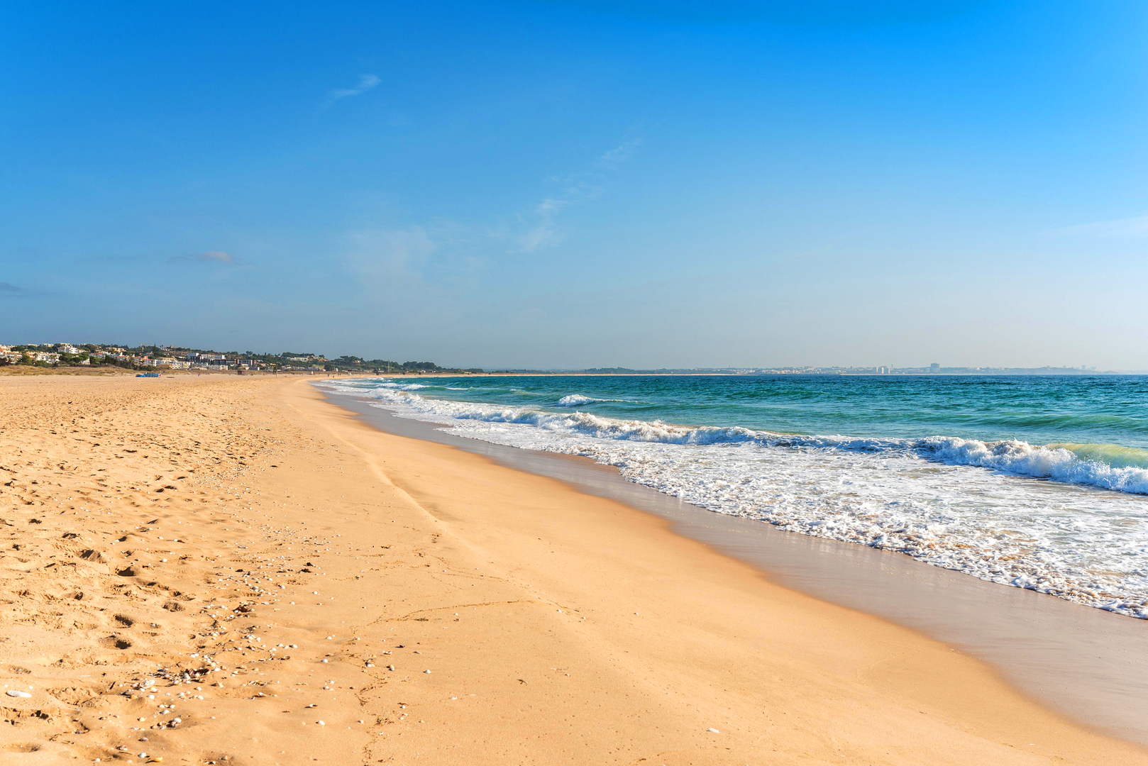 Meia Praia beach