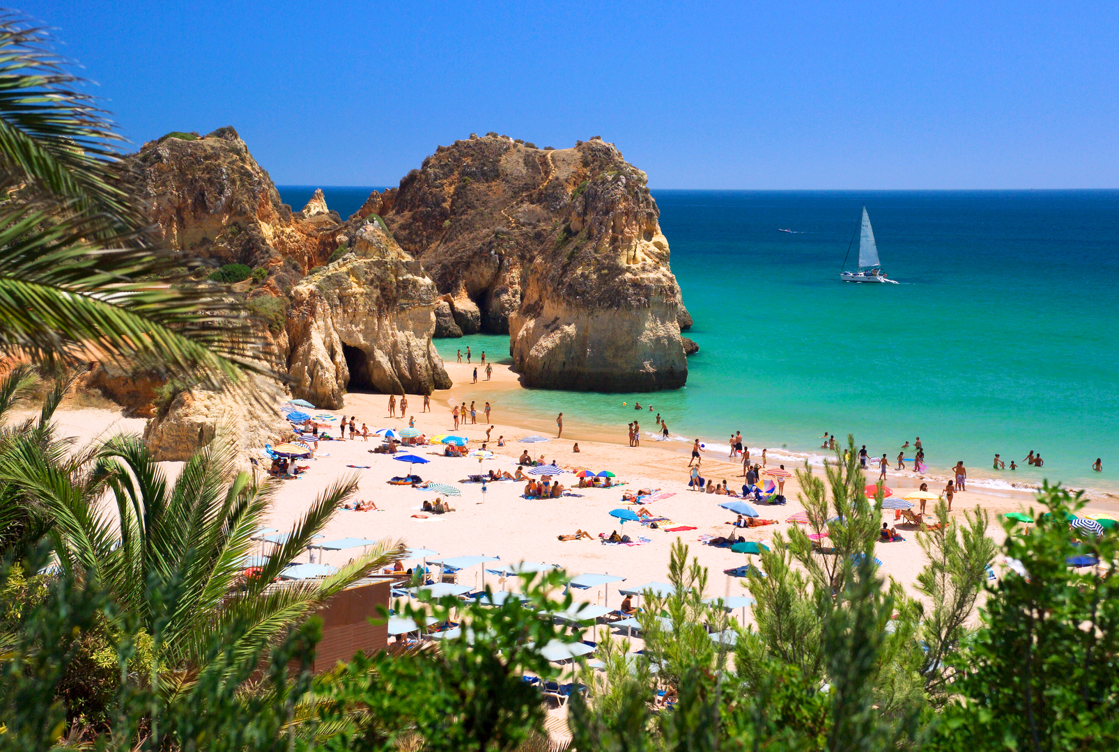 Praia de Alvor beach